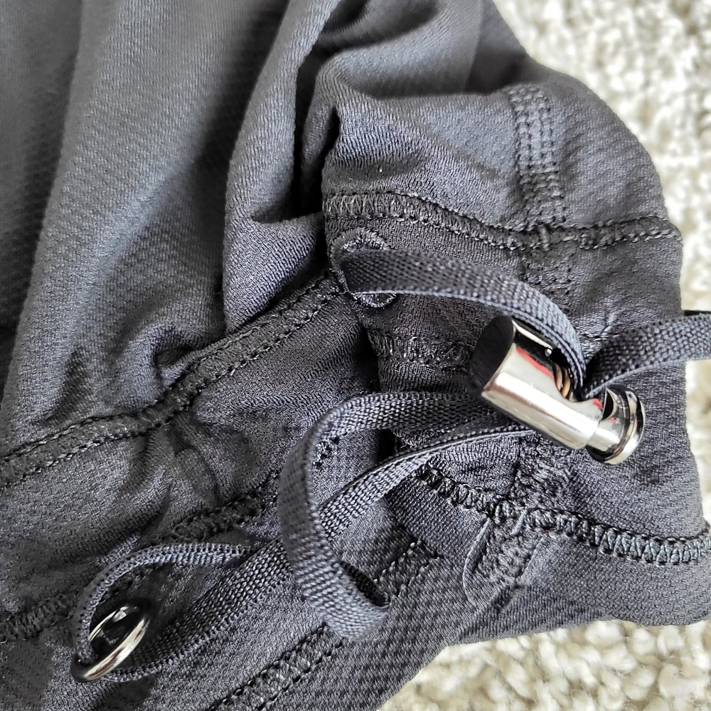 Lululemon tank - Picture 4 of 5
